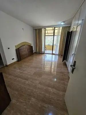 4chbre Villa dans Empire Supreme, Ngaliema à Louer