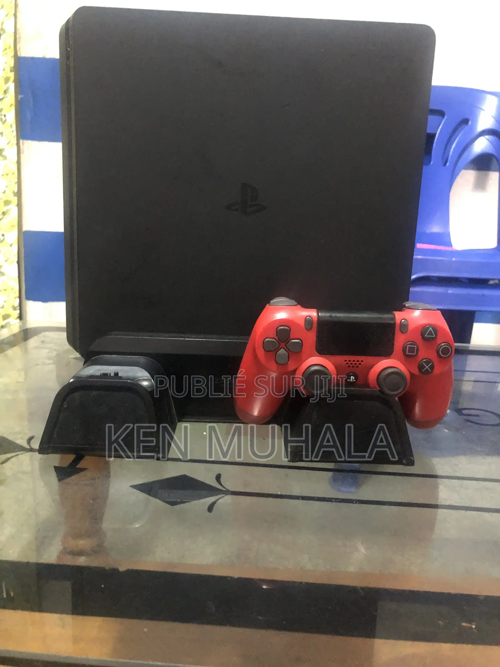 PlayStation 4 Slim