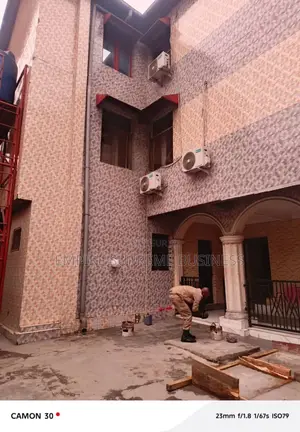 20chbre Blocs d'appartements dans Empire Supreme, Limete à Vendre