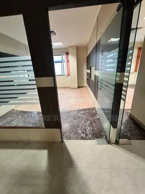 Vente Location — Bureaux Haut Standing À Gombe / Flambeau