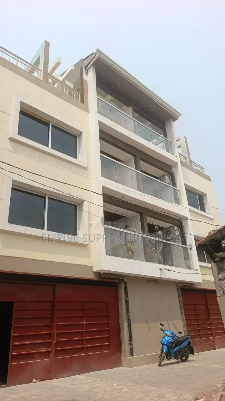 6chbre Appartement dans Empire Supreme, Ngaliema à Louer