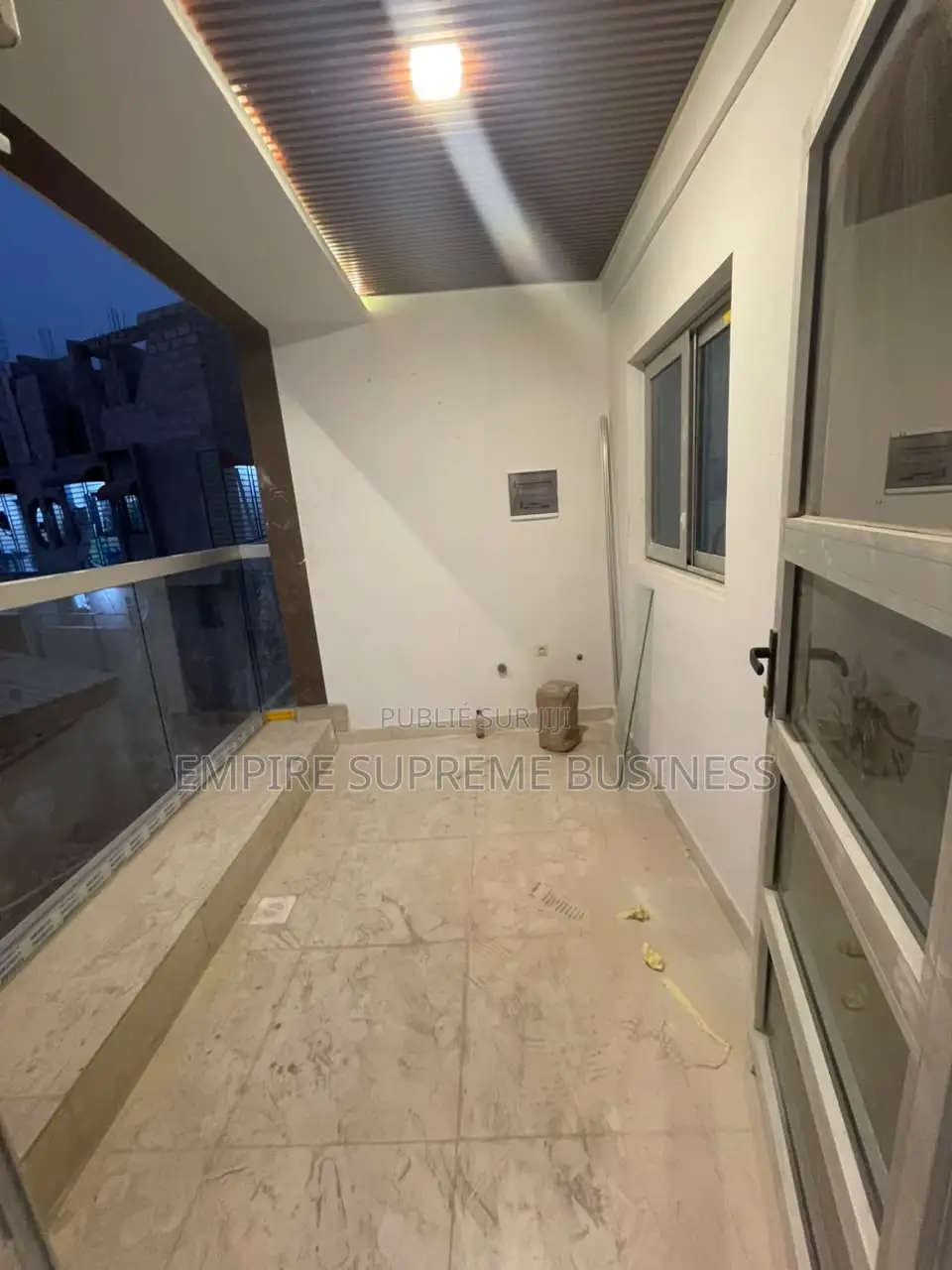 6chbre Appartement dans Empire Supreme, Ngaliema à Louer