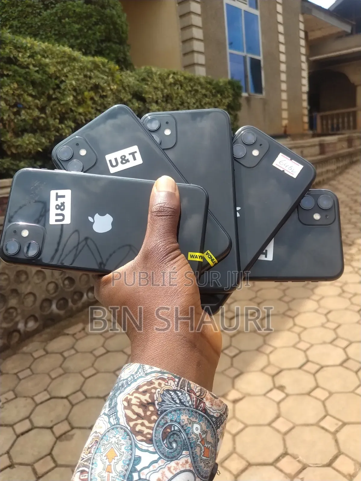 Nouveau Apple iPhone 11 64 GB Noir