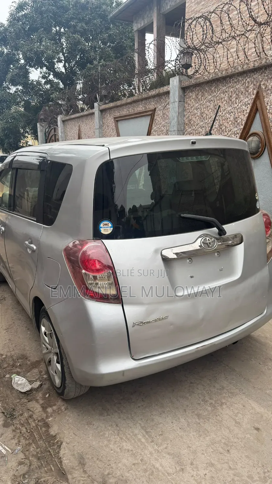 Toyota Ractis 2008 Gris