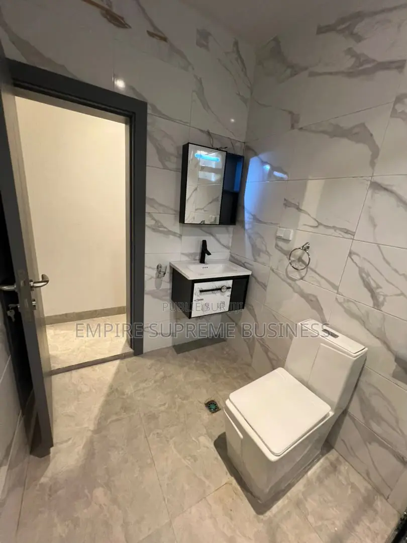3chbre Appartement dans Empire Supreme, Limete à Louer