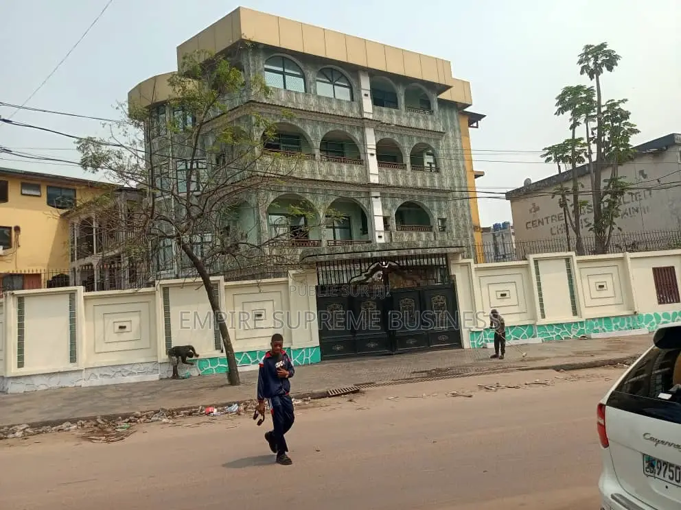 17chbre Blocs d'appartements dans Empire Supreme, Limete à Vendre