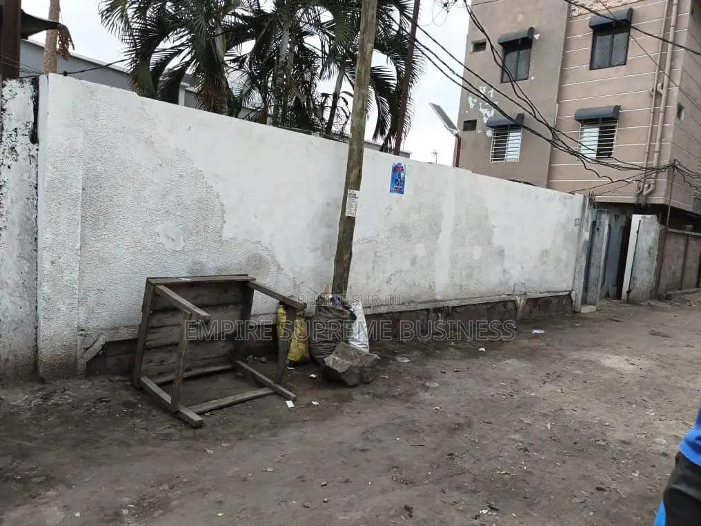 2chbre Duplex dans Empire Supreme, Kintambo à Vendre