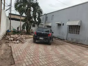 2chbre Duplex dans Empire Supreme, Kintambo à Vendre