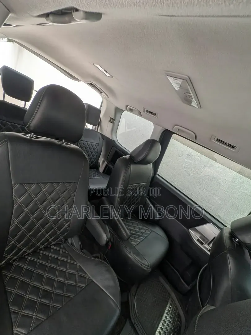Toyota LiteAce Noah 2001 Noir