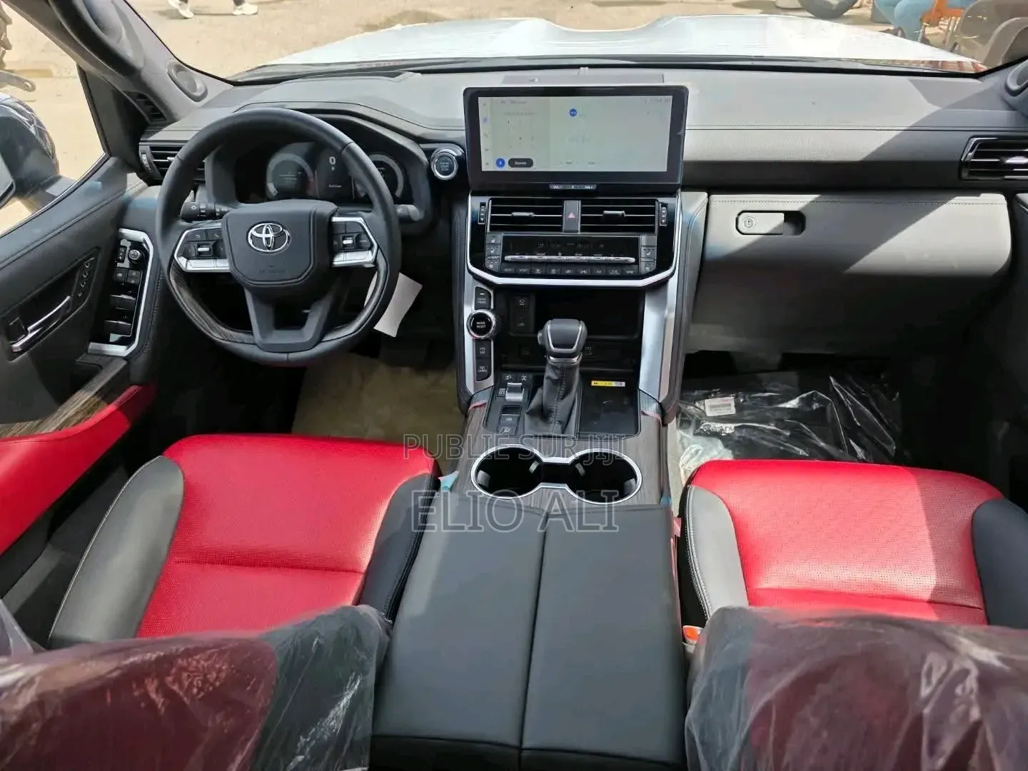 Nouveau Toyota Land Cruiser 2026 Noir