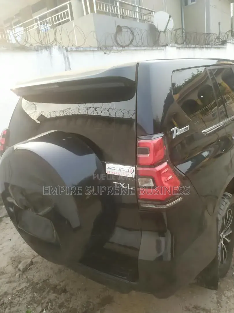 Toyota Land Cruiser Prado 2011 Noir Mat