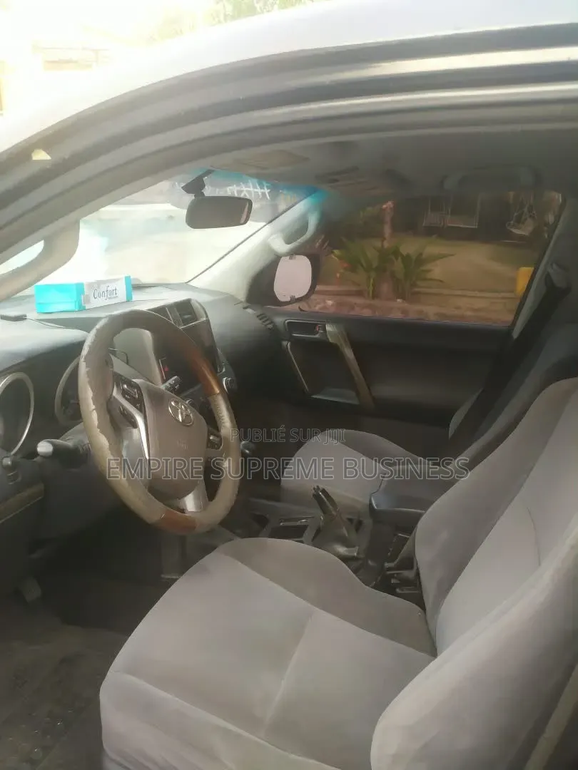 Toyota Land Cruiser Prado 2011 Noir Mat