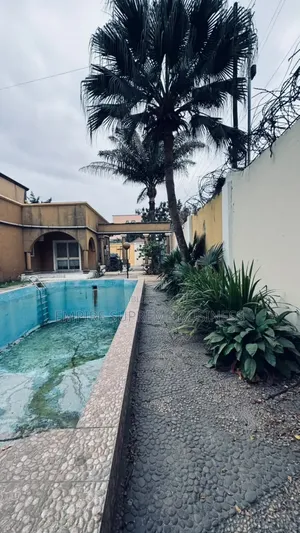 3chbre Maison dans Empire Supreme, Ngaliema à Vendre