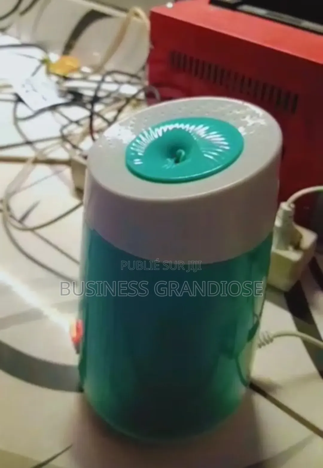 "Diffuseur De Parfum Et Vapeur d'Eau (Neuf)"