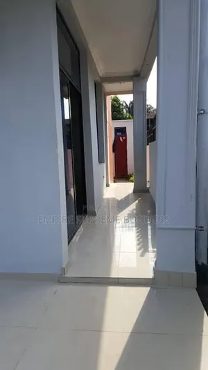 3chbre Maison dans Empire Supreme, Ngaliema à Vendre