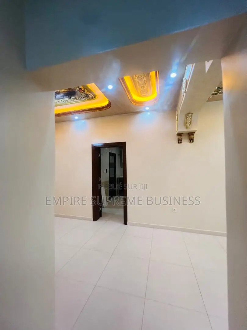 3chbre Appartement dans Empire Supreme, Ngaliema à Louer