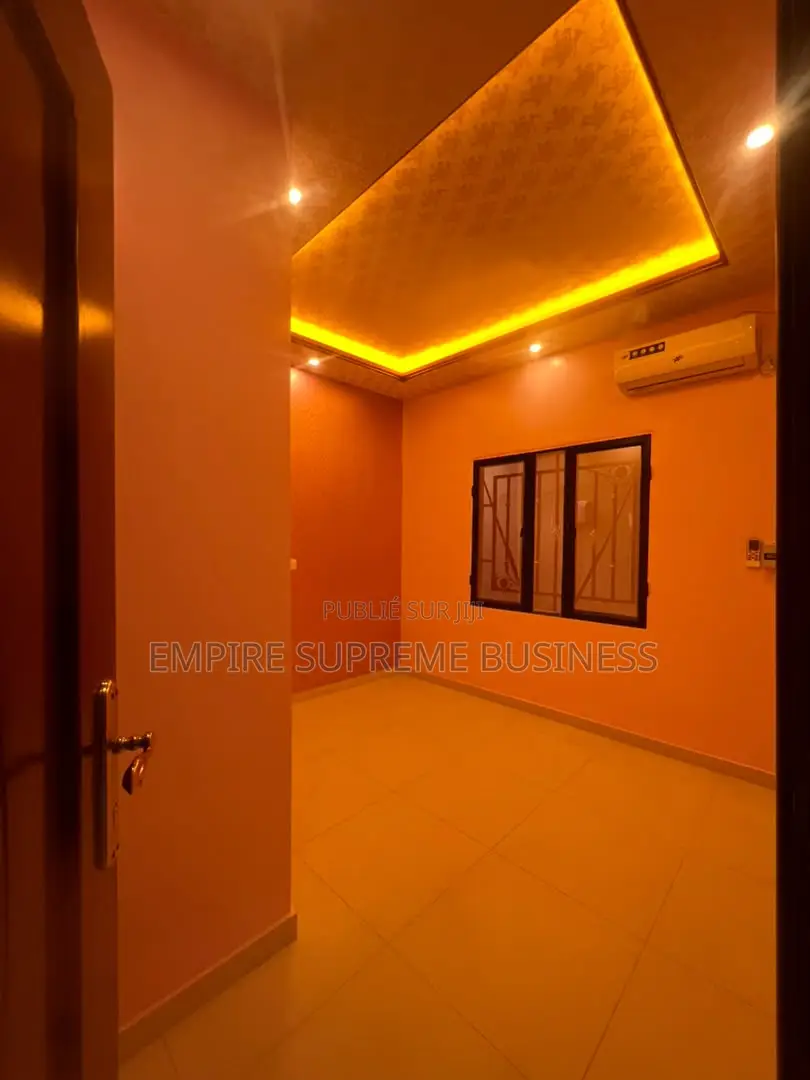 3chbre Appartement dans Empire Supreme, Ngaliema à Louer