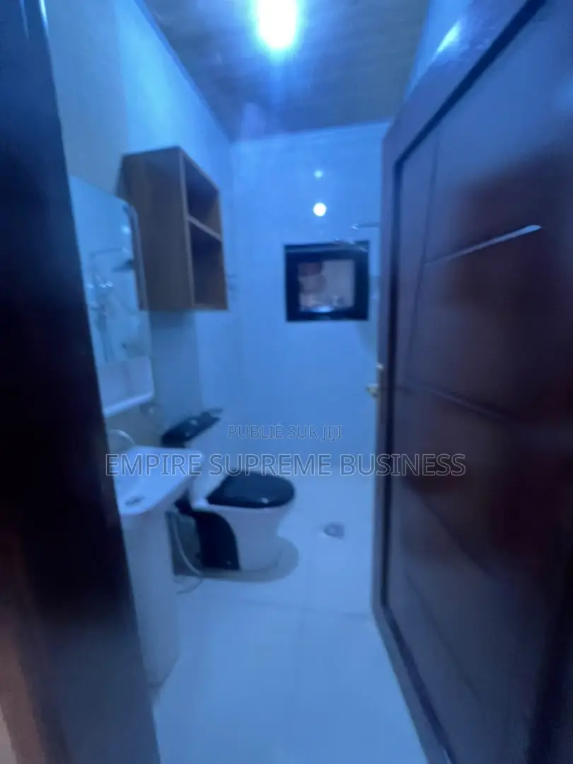 3chbre Appartement dans Empire Supreme, Ngaliema à Louer