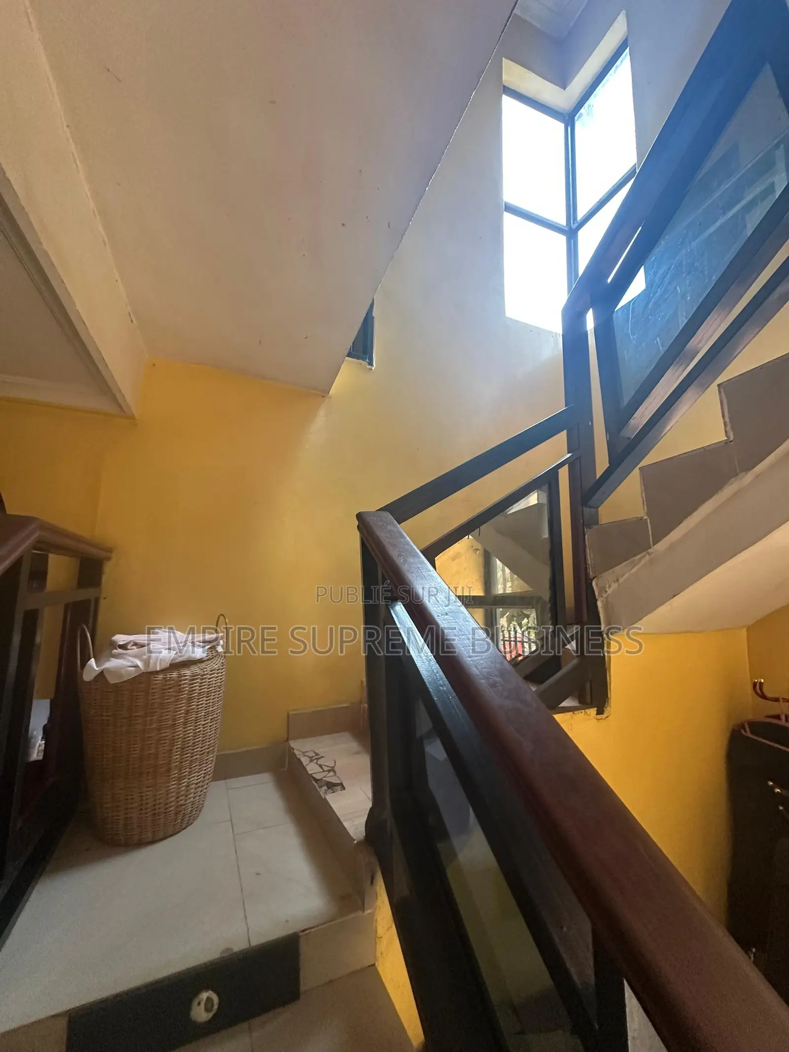 3chbre Maison dans Empire Supreme, Ngaliema à Vendre