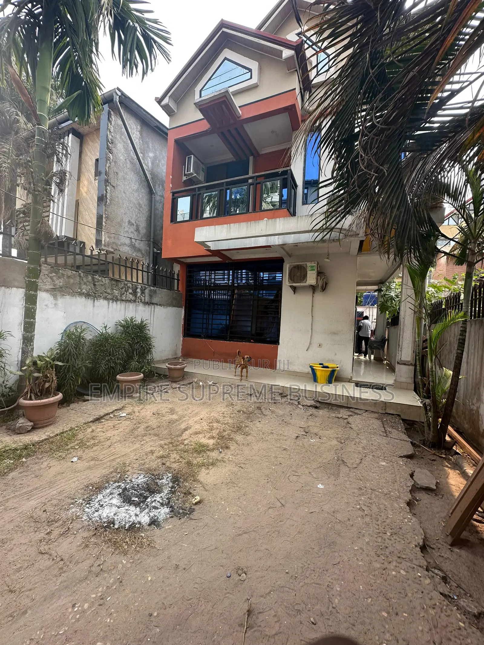 3chbre Maison dans Empire Supreme, Ngaliema à Vendre