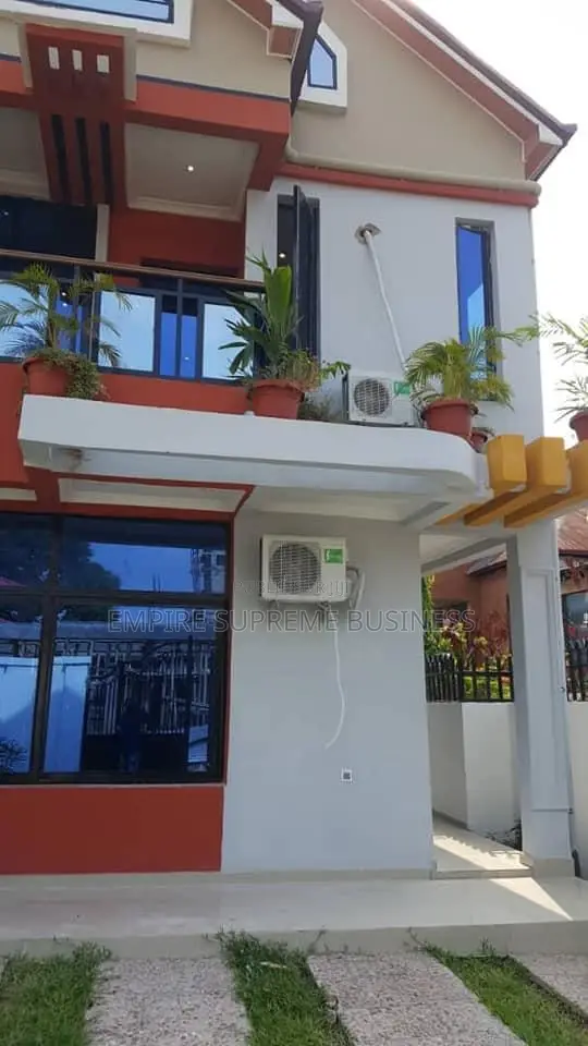 3chbre Maison dans Empire Supreme, Ngaliema à Vendre