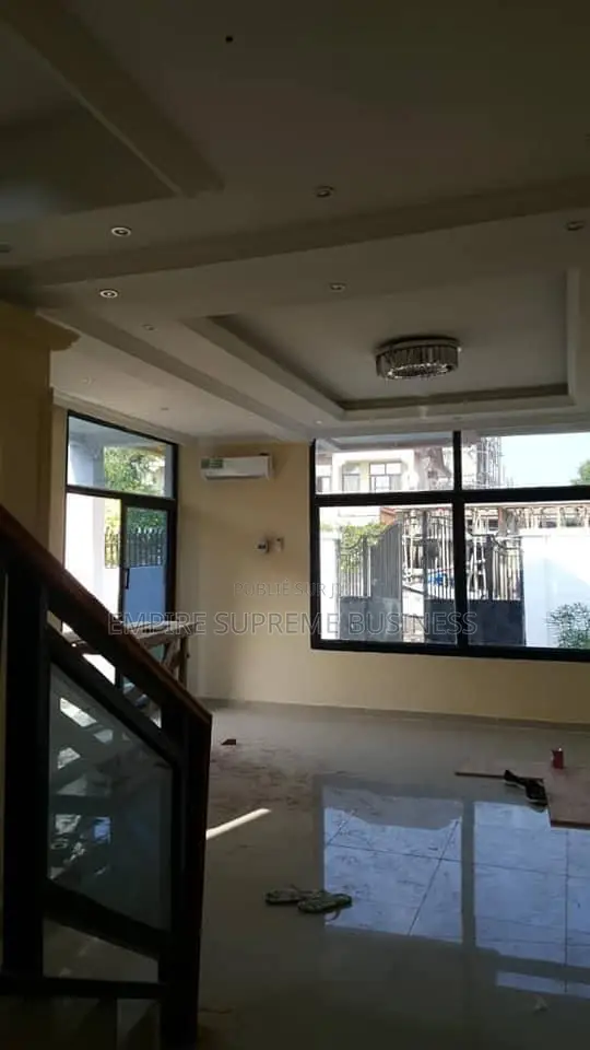 3chbre Maison dans Empire Supreme, Ngaliema à Vendre