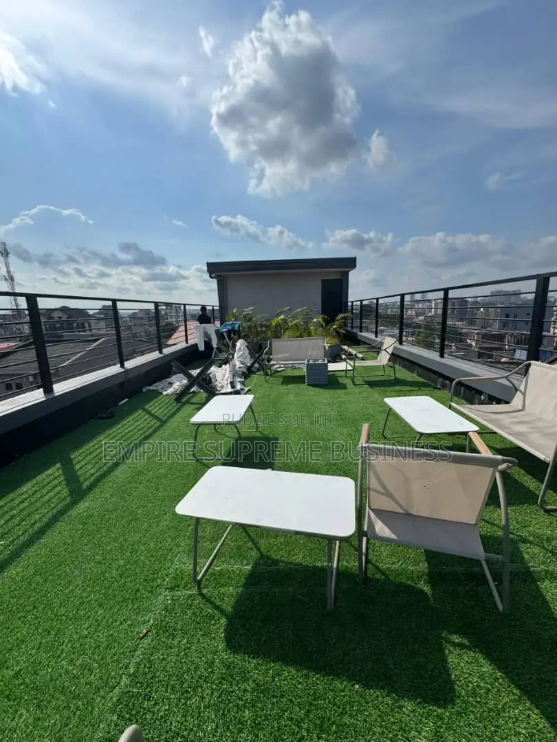 8chbre Maison dans Empire Supreme, Kintambo à Vendre