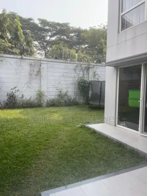 4chbre Villa dans Empire Supreme, Ngaliema à Vendre