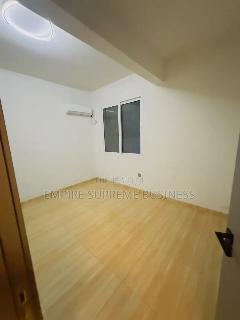12chbre Maison dans Empire Supreme, Kintambo à Vendre