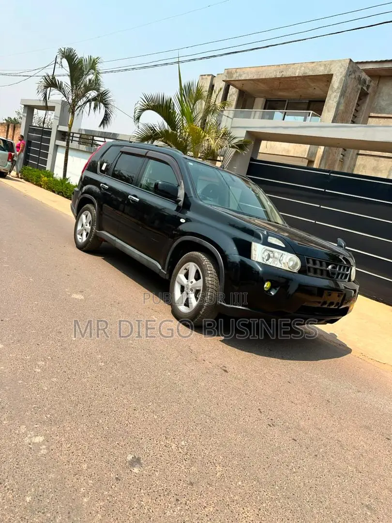 Nouveau Nissan X-Trail 2013 Noir Mat