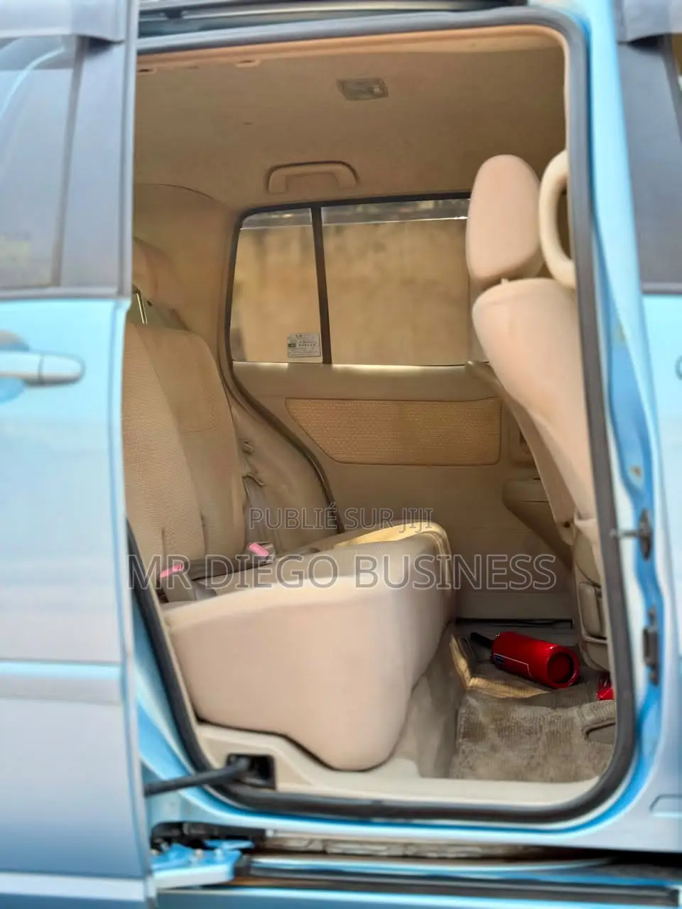 Nouveau Toyota Raum 1.5 FWD 2006 Bleu