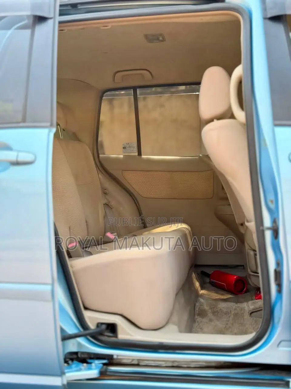Nouveau Toyota Raum 1.5 FWD 2006 Bleu