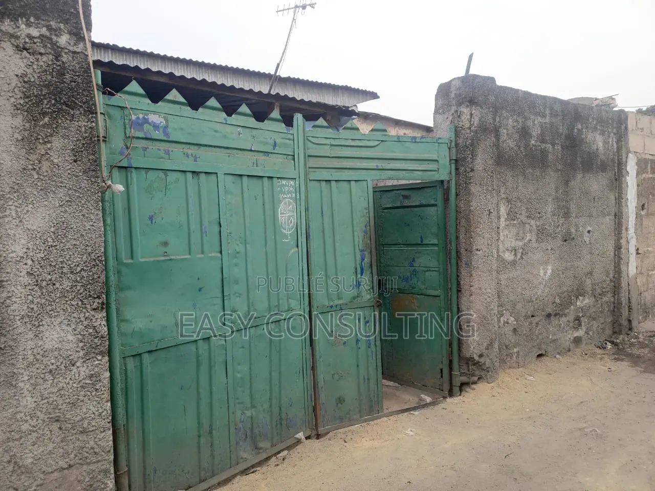 4chbre Villa dans Pascal, Kimbanseke à Vendre