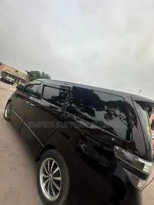 Toyota Vellfire 2013 Noir
