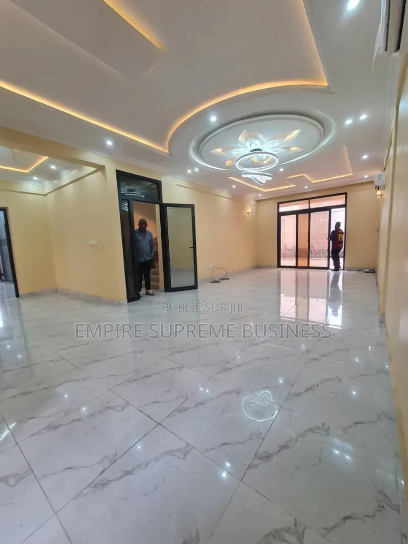 3chbre Villa dans Empire Supreme, Ngaliema à Louer