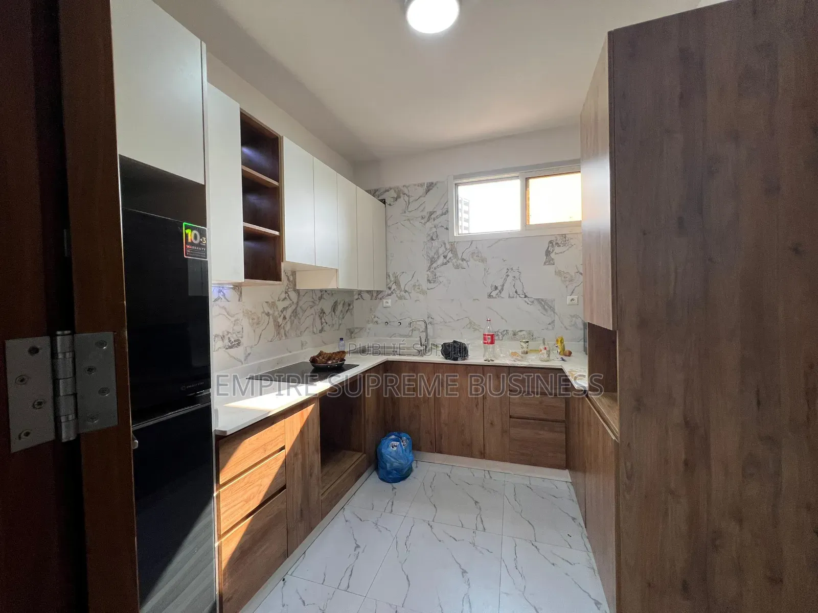 2chbre Appartement dans Empire Supreme, Ngaliema à Louer