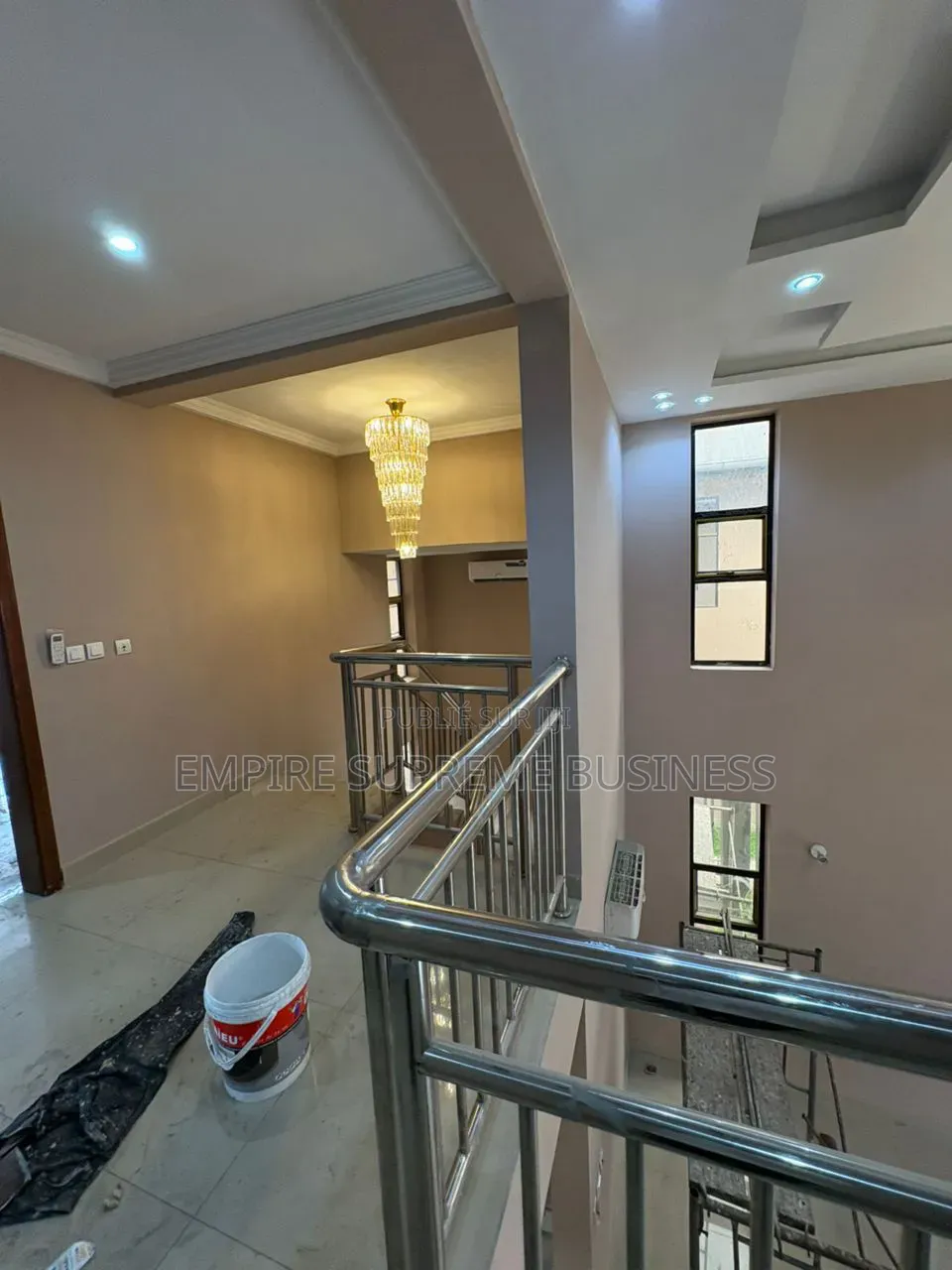 4chbre Duplex dans Empire Supreme, Kasa-Vubu à Louer