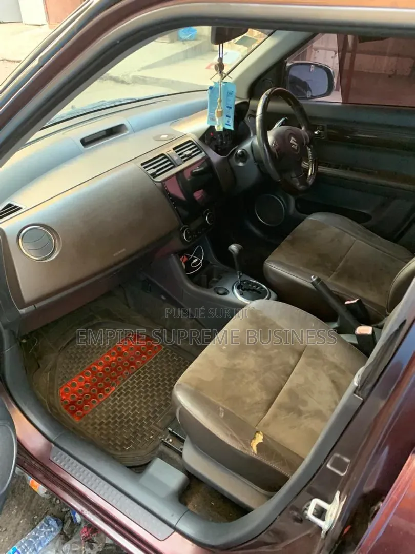 Suzuki Swift 2011 Rouge