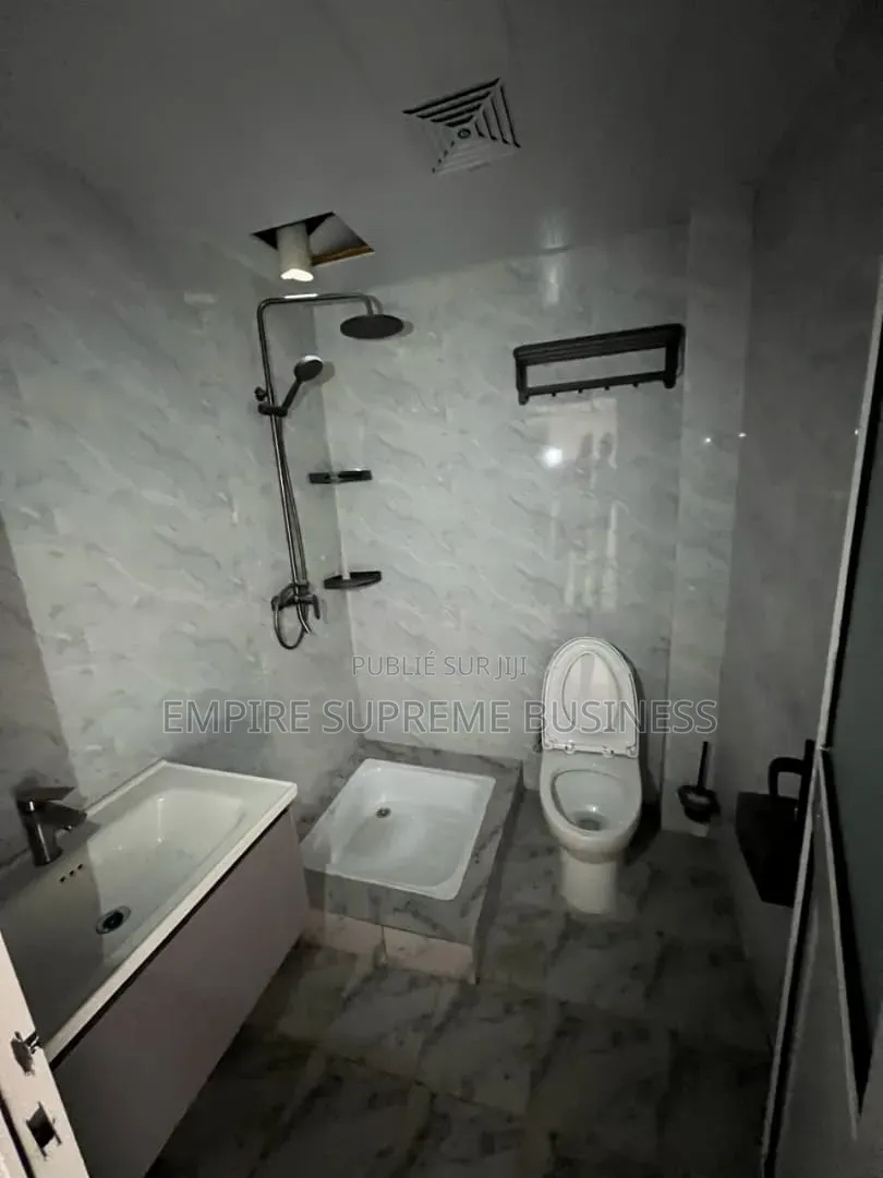 3chbre Appartement dans Empire Supreme, Limete à Vendre