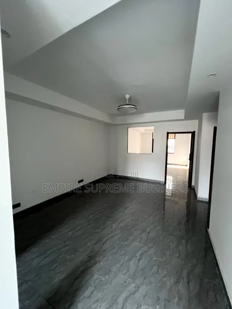 3chbre Appartement dans Empire Supreme, Limete à Vendre