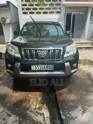 Toyota Land Cruiser Prado 2012 Noir
