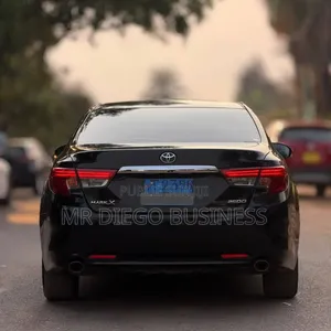 Nouveau Toyota Mark X 2016 Noir