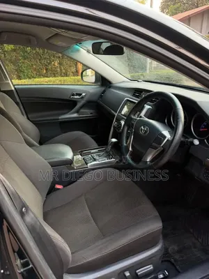 Nouveau Toyota Mark X 2016 Noir