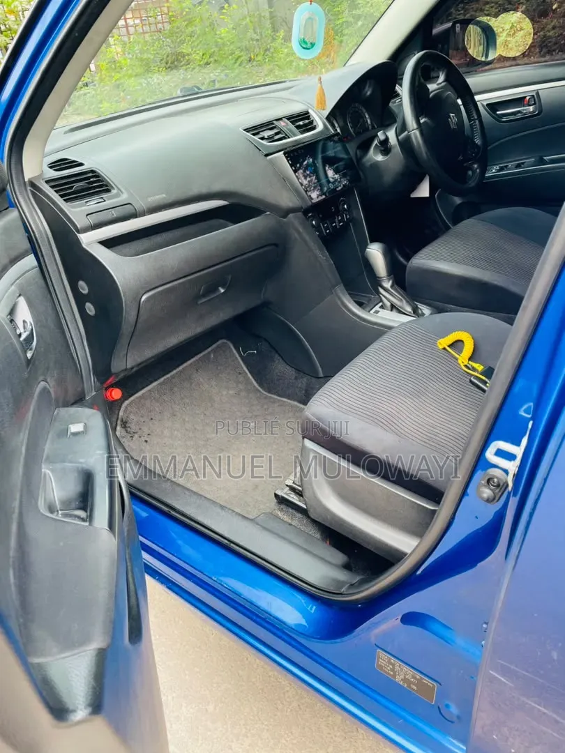 Suzuki Swift 2011 Bleu