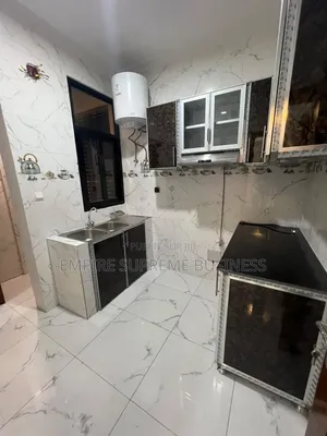 2chbre Appartement dans Empire Supreme, Kintambo à Louer