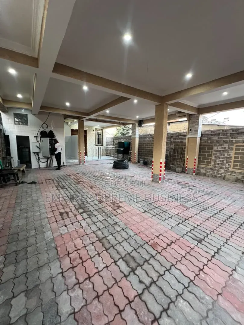 2chbre Appartement dans Empire Supreme, Kintambo à Louer