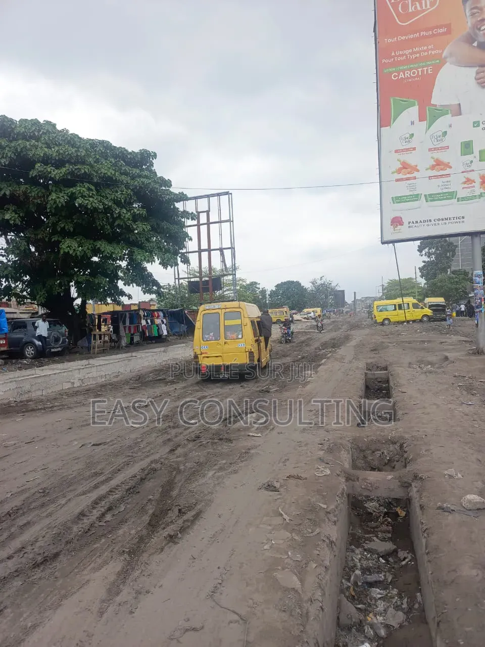  À Vendre : Parcelle Commerciale À N’djili Q4 – 73 000$ À Discuter