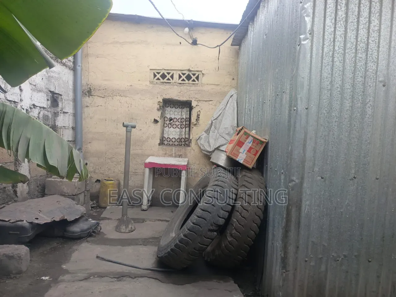  À Vendre : Parcelle Commerciale À N’djili Q4 – 73 000$ À Discuter