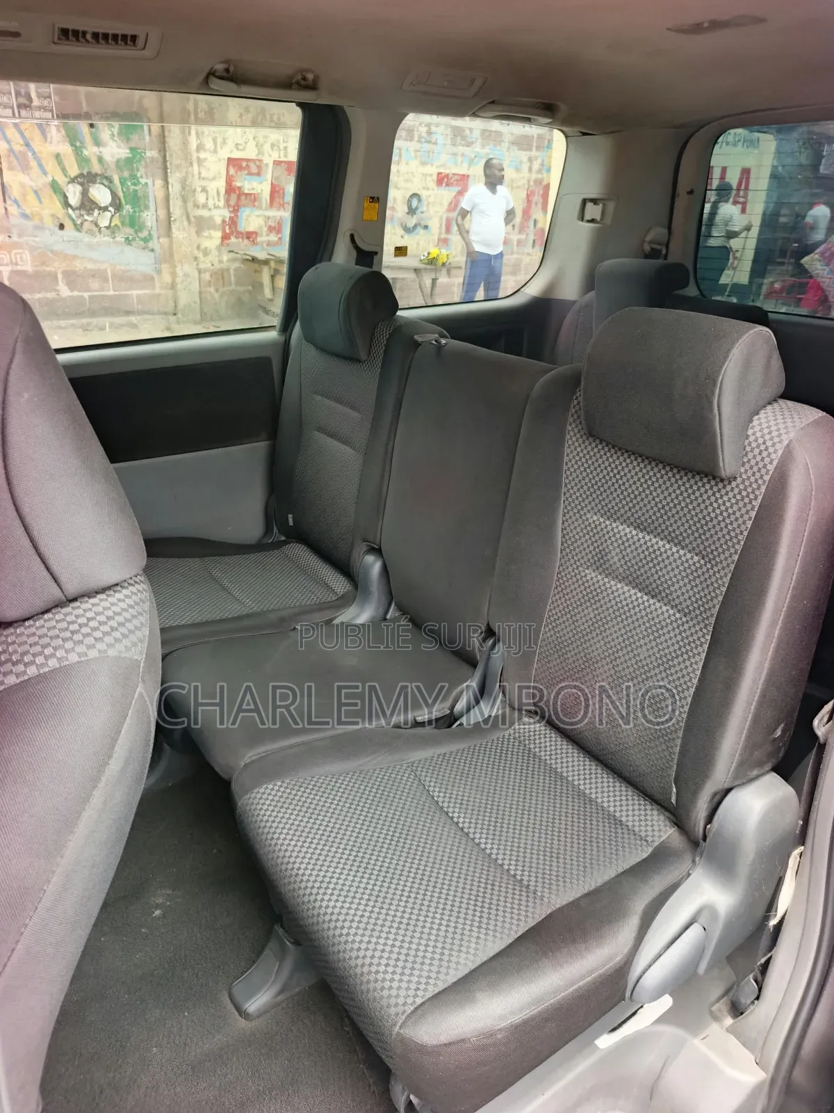 Toyota Noah 2.0 AWD (8 Seater) 2014 Gris