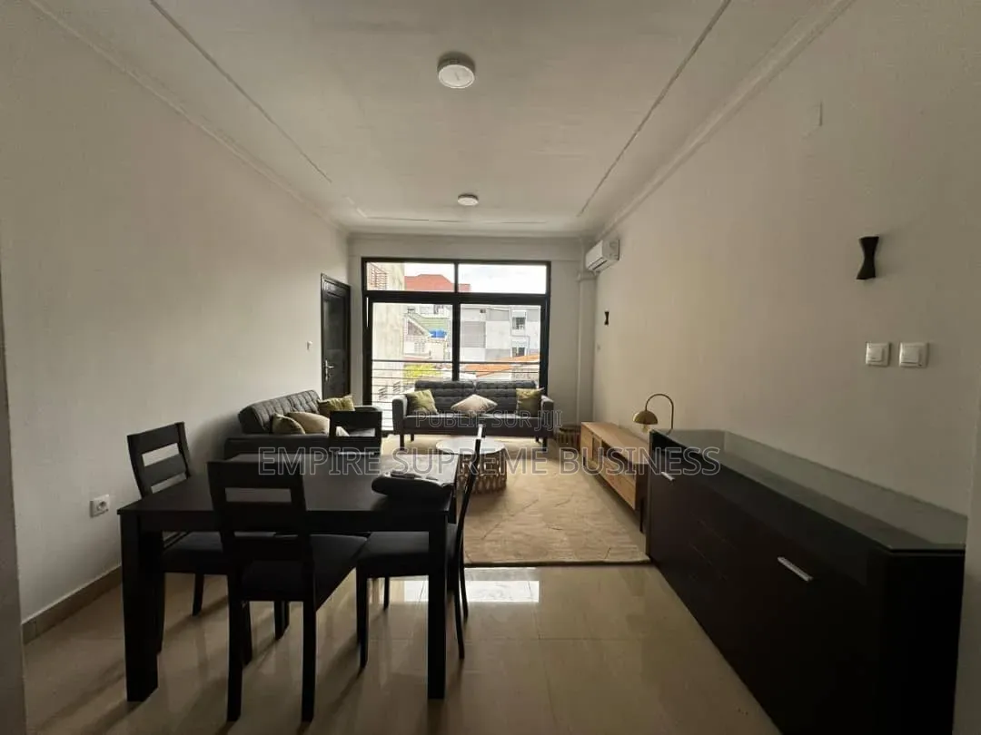 14chbre Maison dans Empire Supreme, Kintambo à Louer